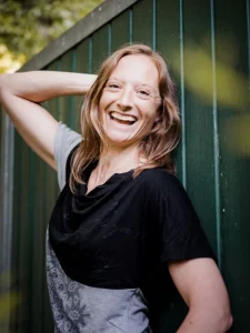 Portraitaufnahme von Ursula Wölfl